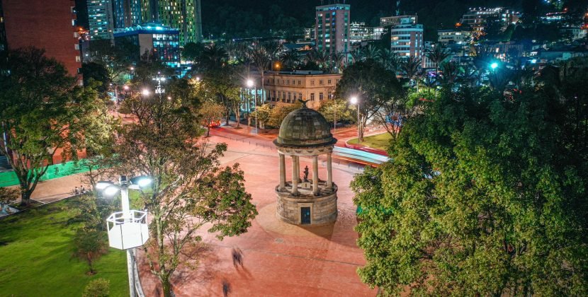 Alcalde Galán entregó a la ciudadanía renovado parque de Los periodistas