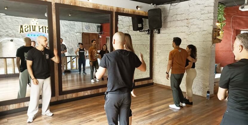 De la Tienda a la Pista de Baile: La Economía Popular se Fortalece en Chapinero con Ritmo y Café