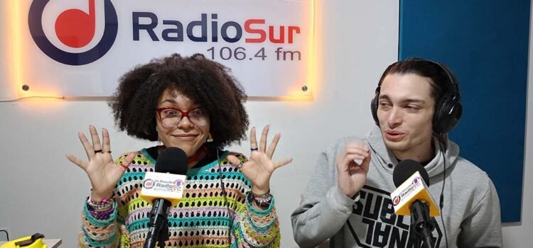 DIGITALIA: EL “SANCOCHO” EDUCATIVO QUE NOS ENSEÑA A NO COMER ENTERO EN LA RED