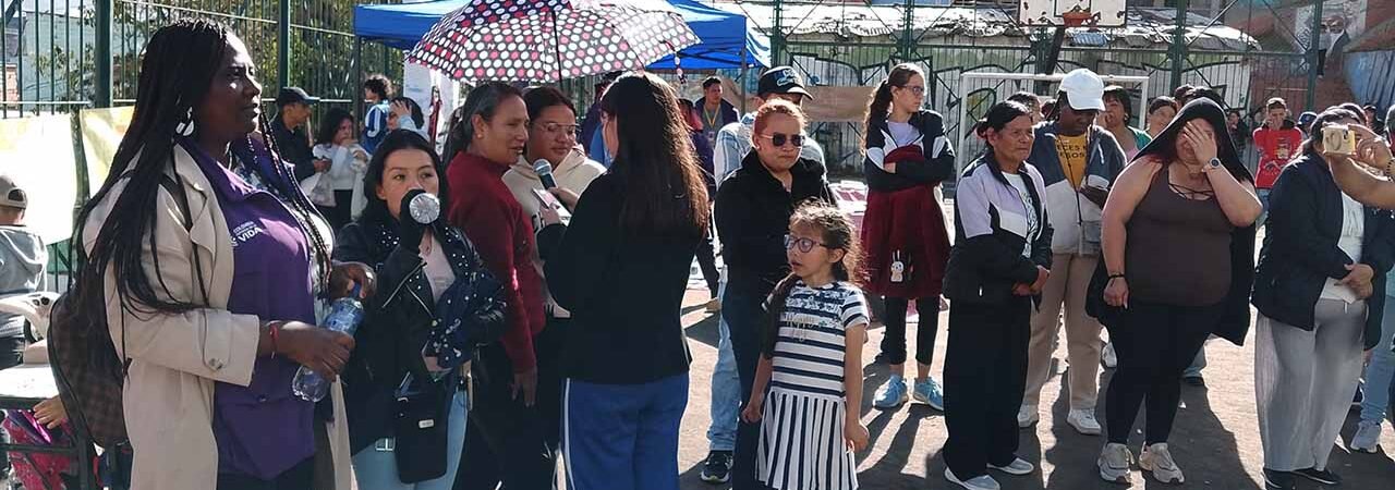 ¡Vibra Caracolí!: Los jóvenes se toman el barrio, los micrófonos y el futuro