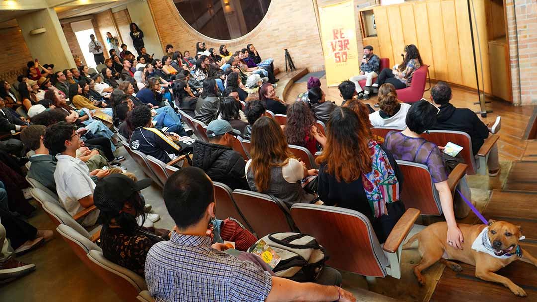 Voces del Sur: La poesía que habita y reconstruye las calles de Bogotá